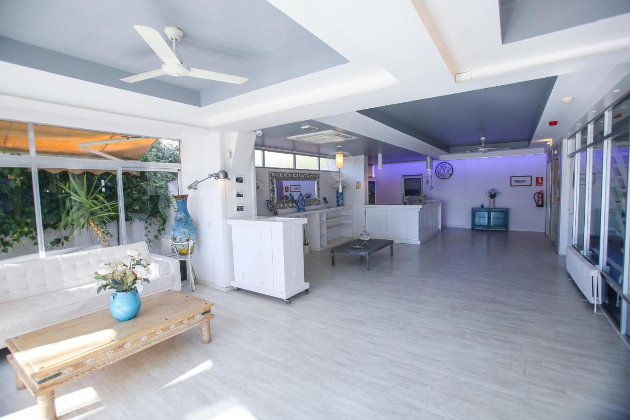 Solvi Hotel - Adults Only Vilanova i la Geltrú Kültér fotó