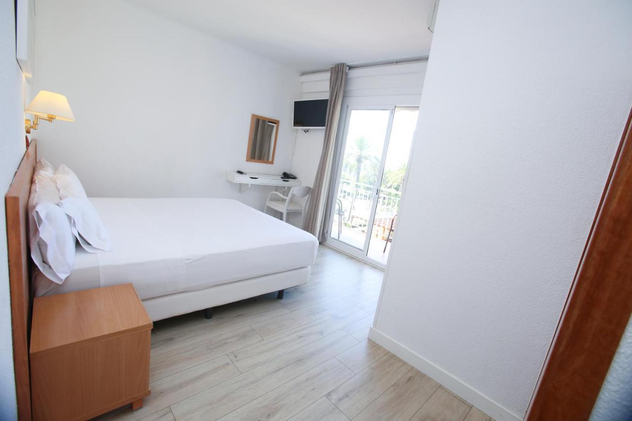 Solvi Hotel - Adults Only Vilanova i la Geltrú Kültér fotó
