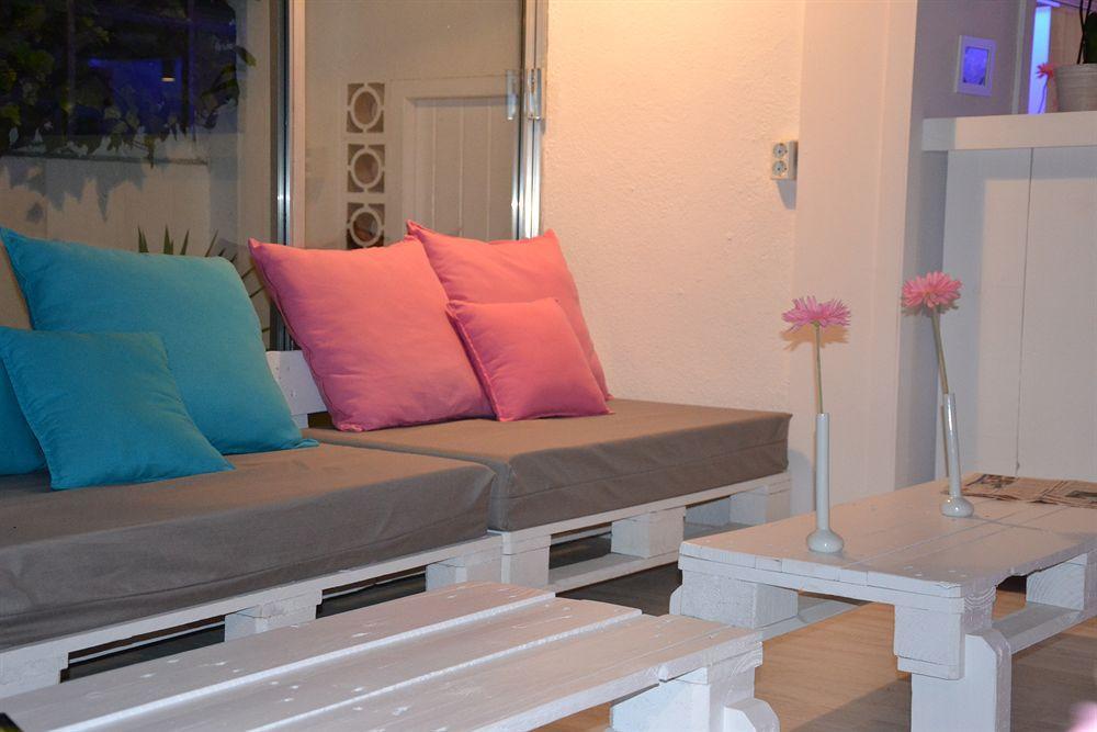 Solvi Hotel - Adults Only Vilanova i la Geltrú Kültér fotó