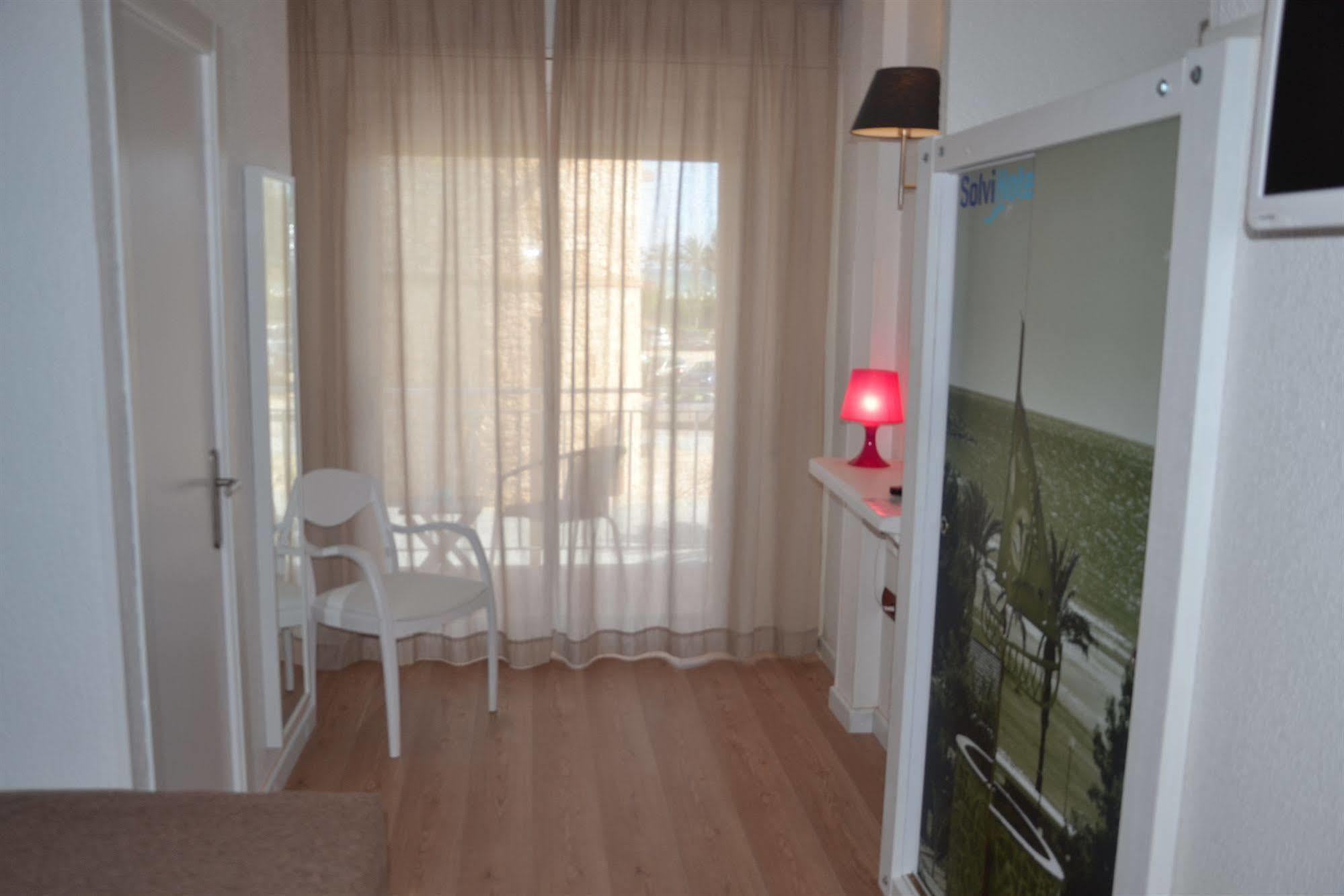 Solvi Hotel - Adults Only Vilanova i la Geltrú Kültér fotó