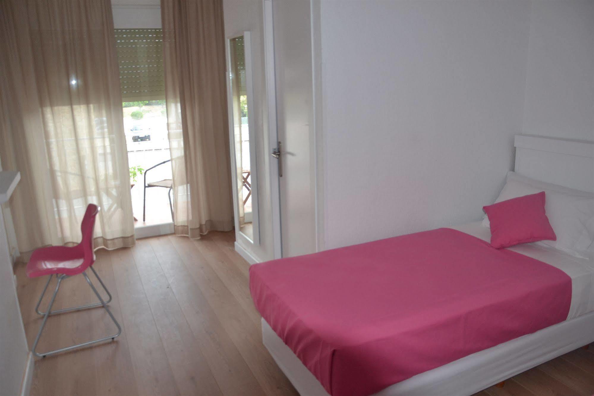 Solvi Hotel - Adults Only Vilanova i la Geltrú Kültér fotó